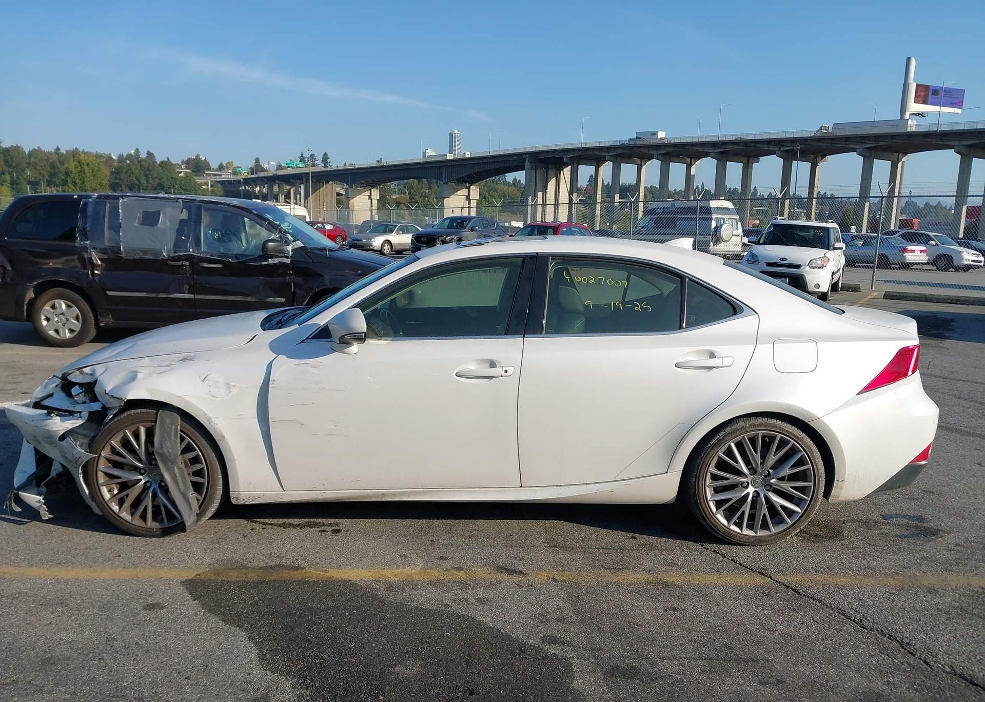 2016 LEXUS IS 300