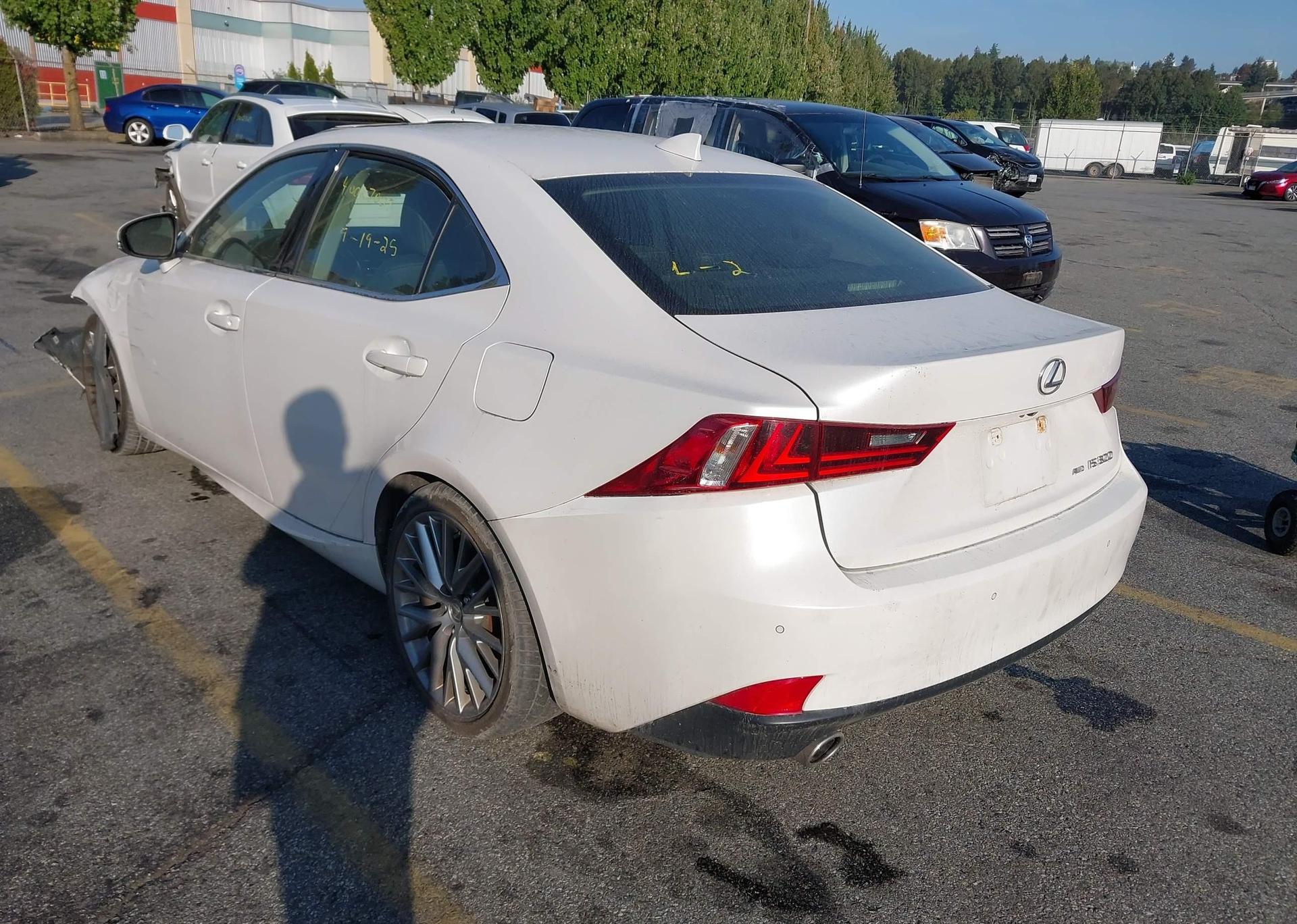 2016 LEXUS IS 300