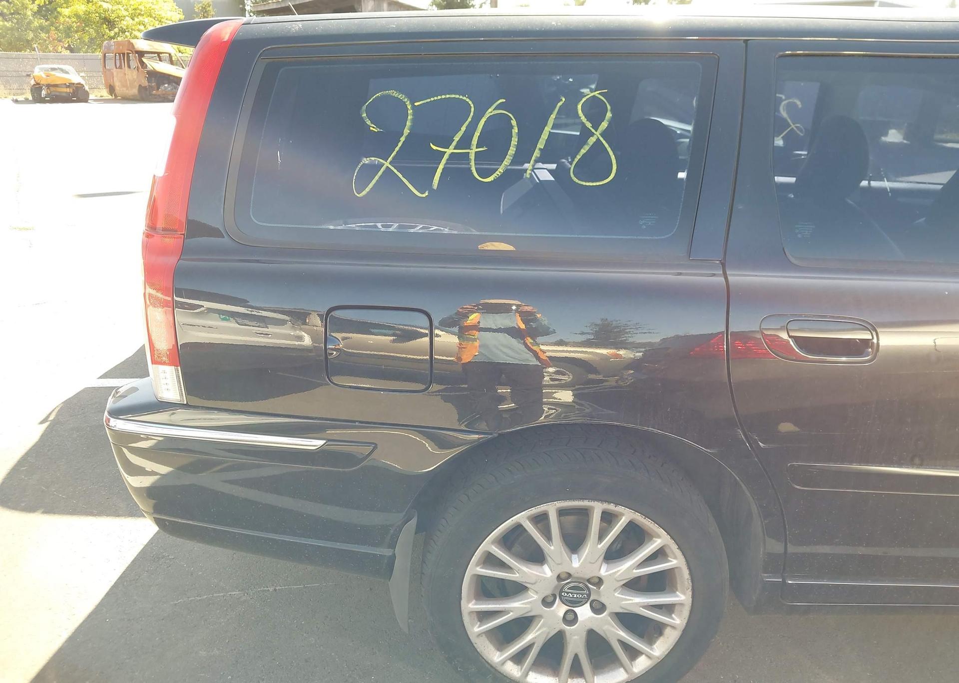 2006 VOLVO V70