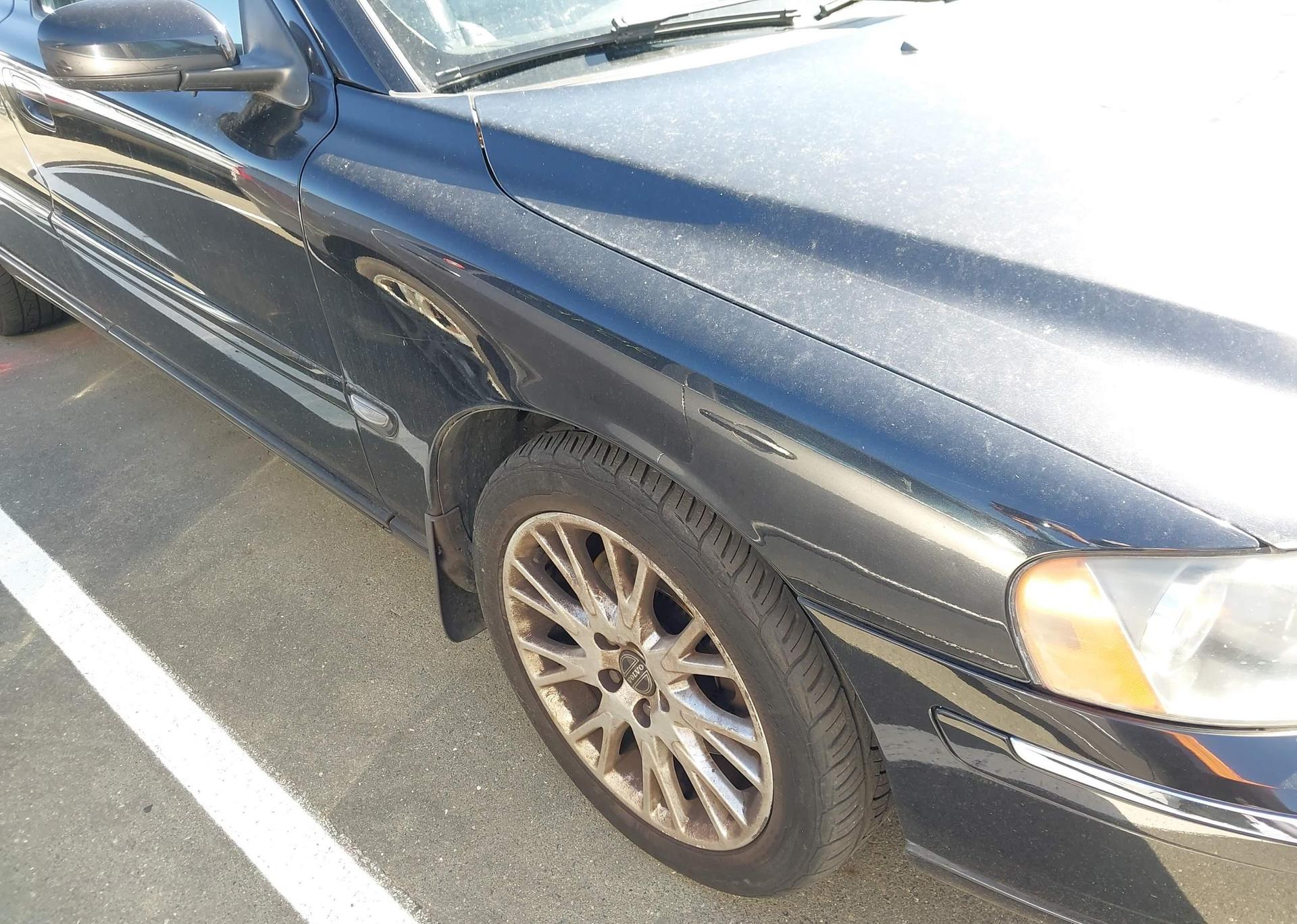 2006 VOLVO V70