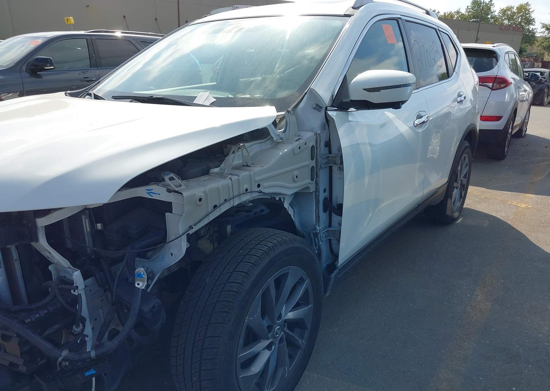 2016 NISSAN ROGUE