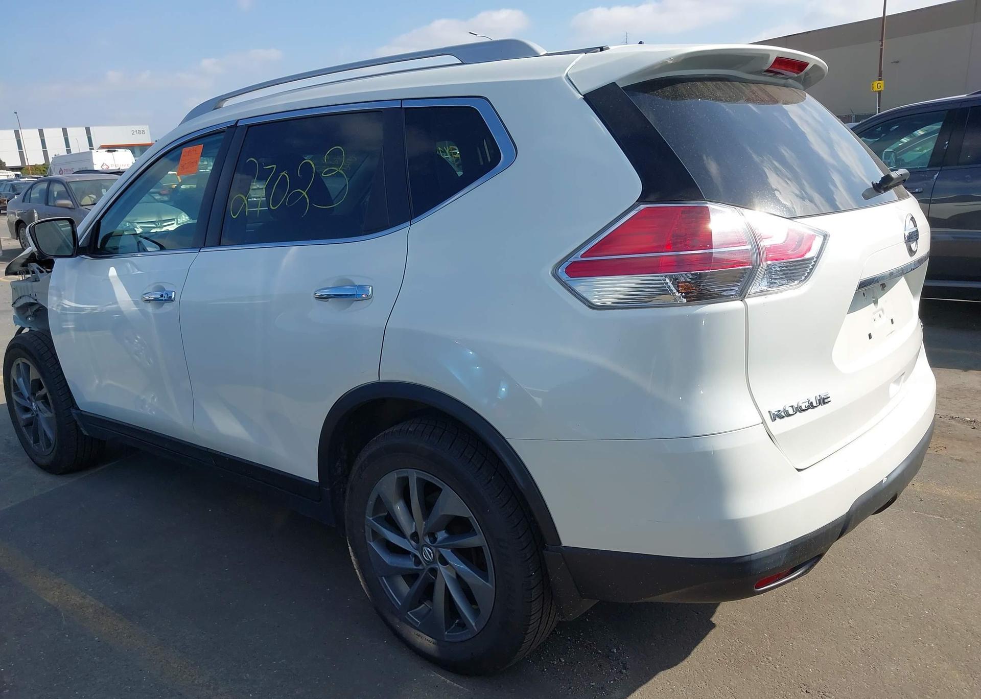 2016 NISSAN ROGUE