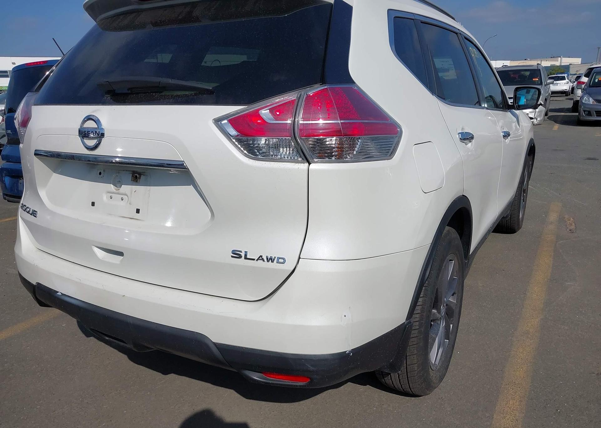 2016 NISSAN ROGUE