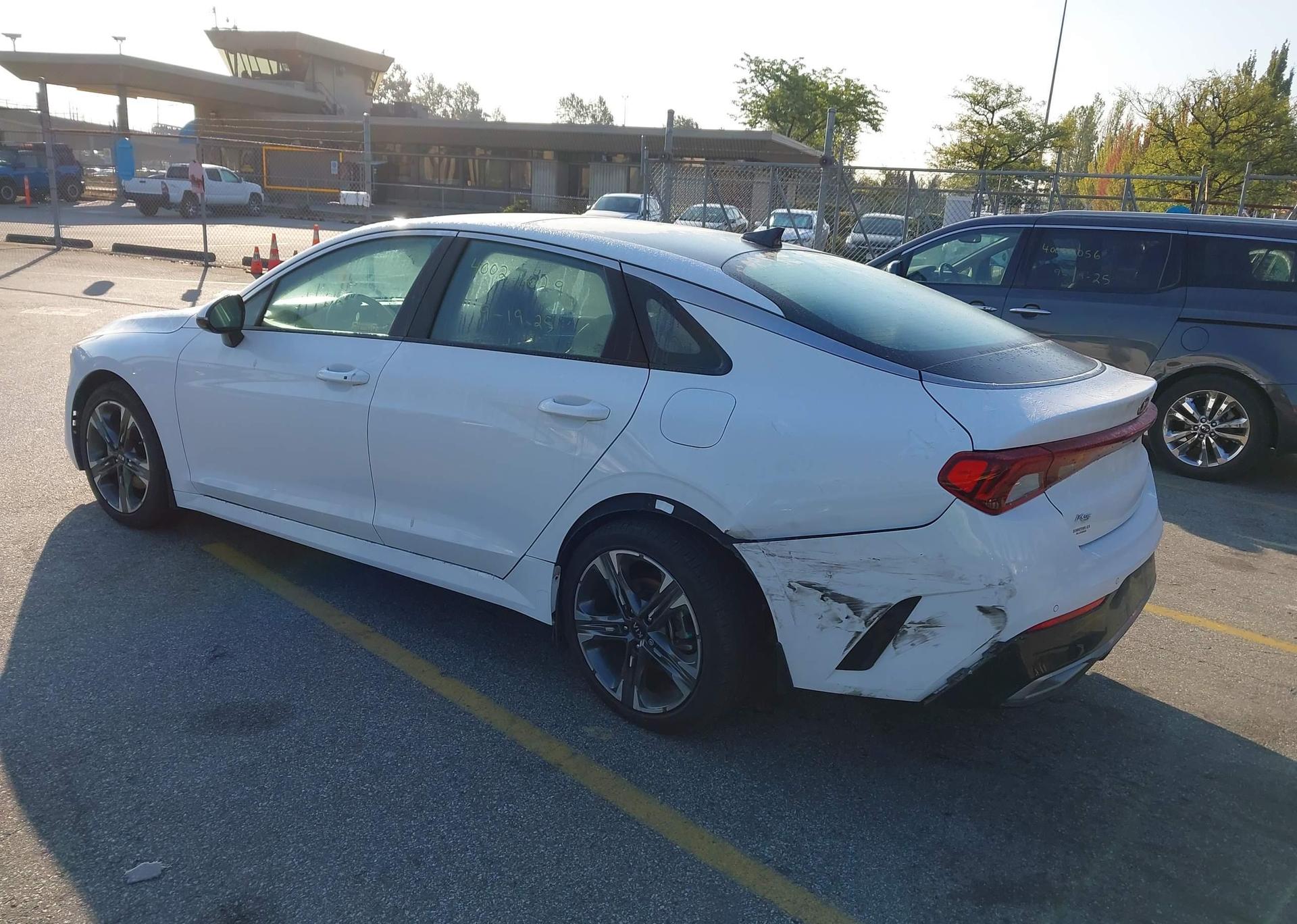 2021 KIA K5