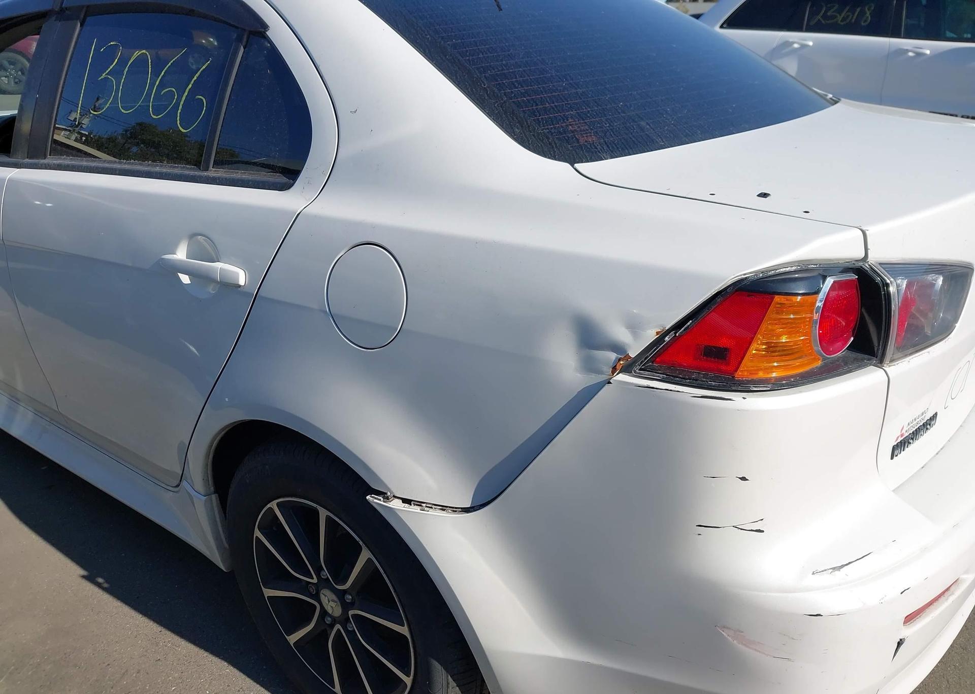 2017 MITSUBISHI LANCER SE LIMITED