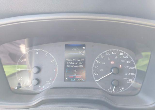 2025 TOYOTA COROLLA CROSS LE