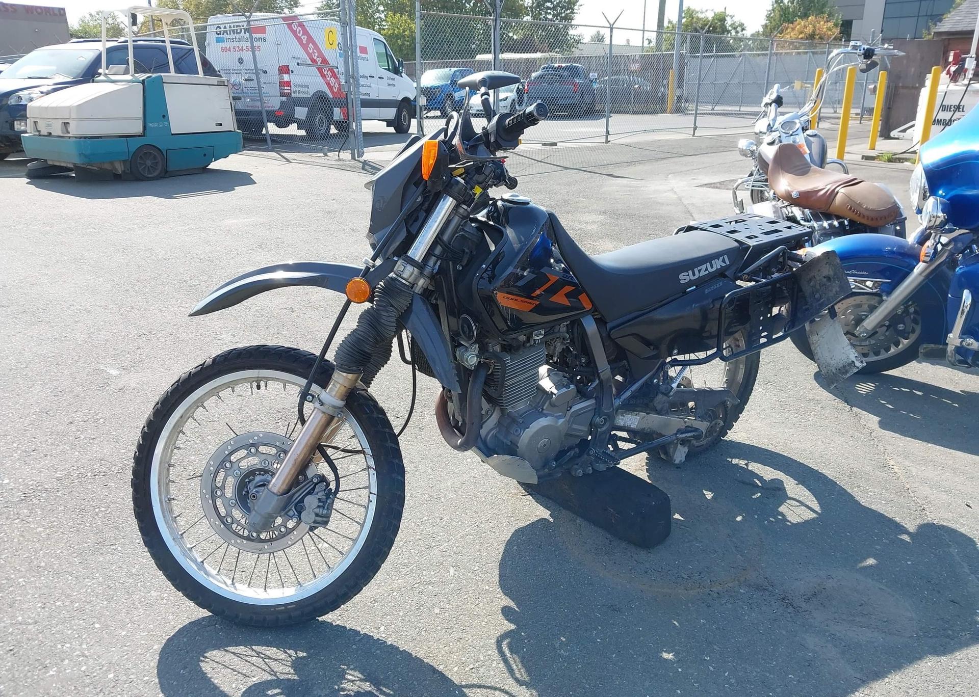 2023 SUZUKI DR650 SE