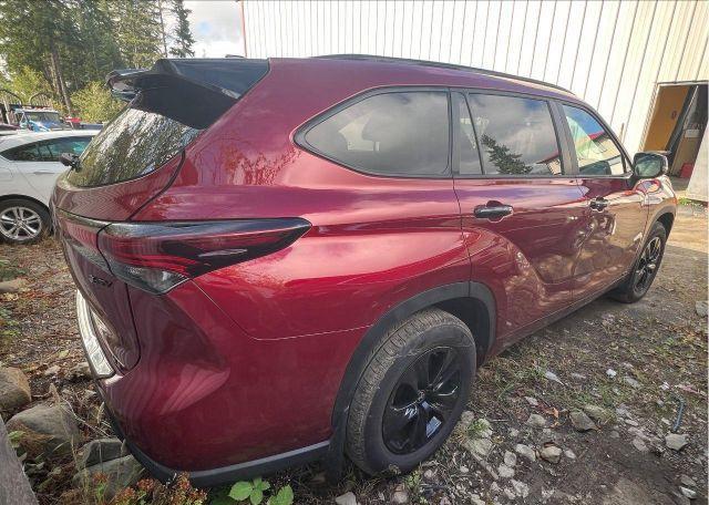 2025 TOYOTA HIGHLANDER HYBRID XLE