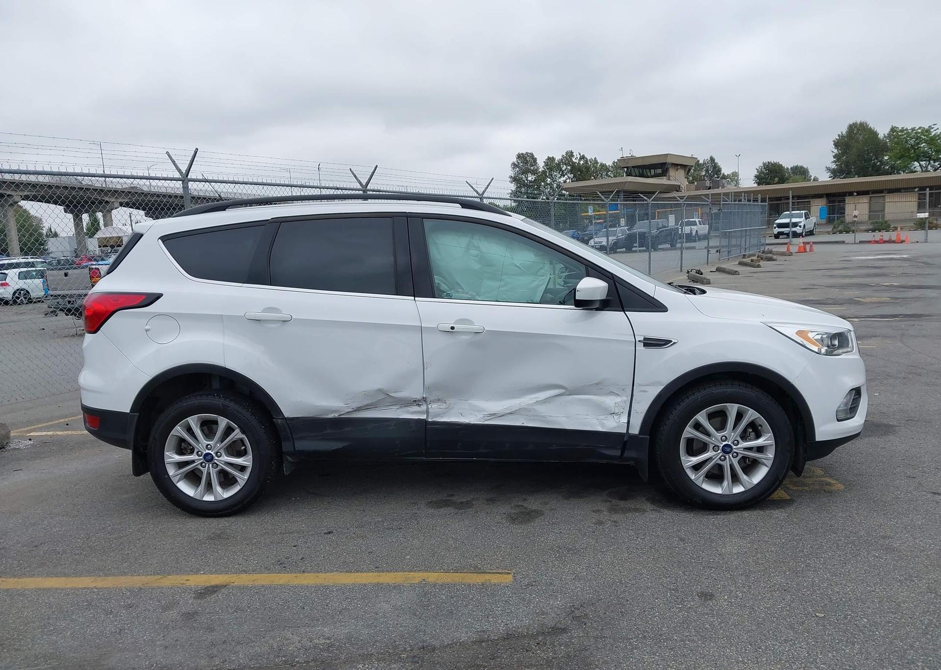 2019 FORD ESCAPE SEL