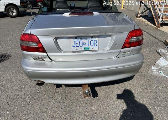 2000 VOLVO C70
