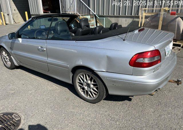 2000 VOLVO C70