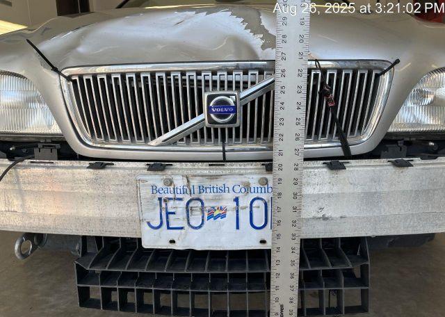 2000 VOLVO C70