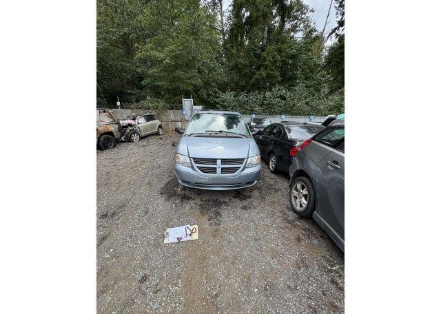 2005 DODGE CARAVAN SXT