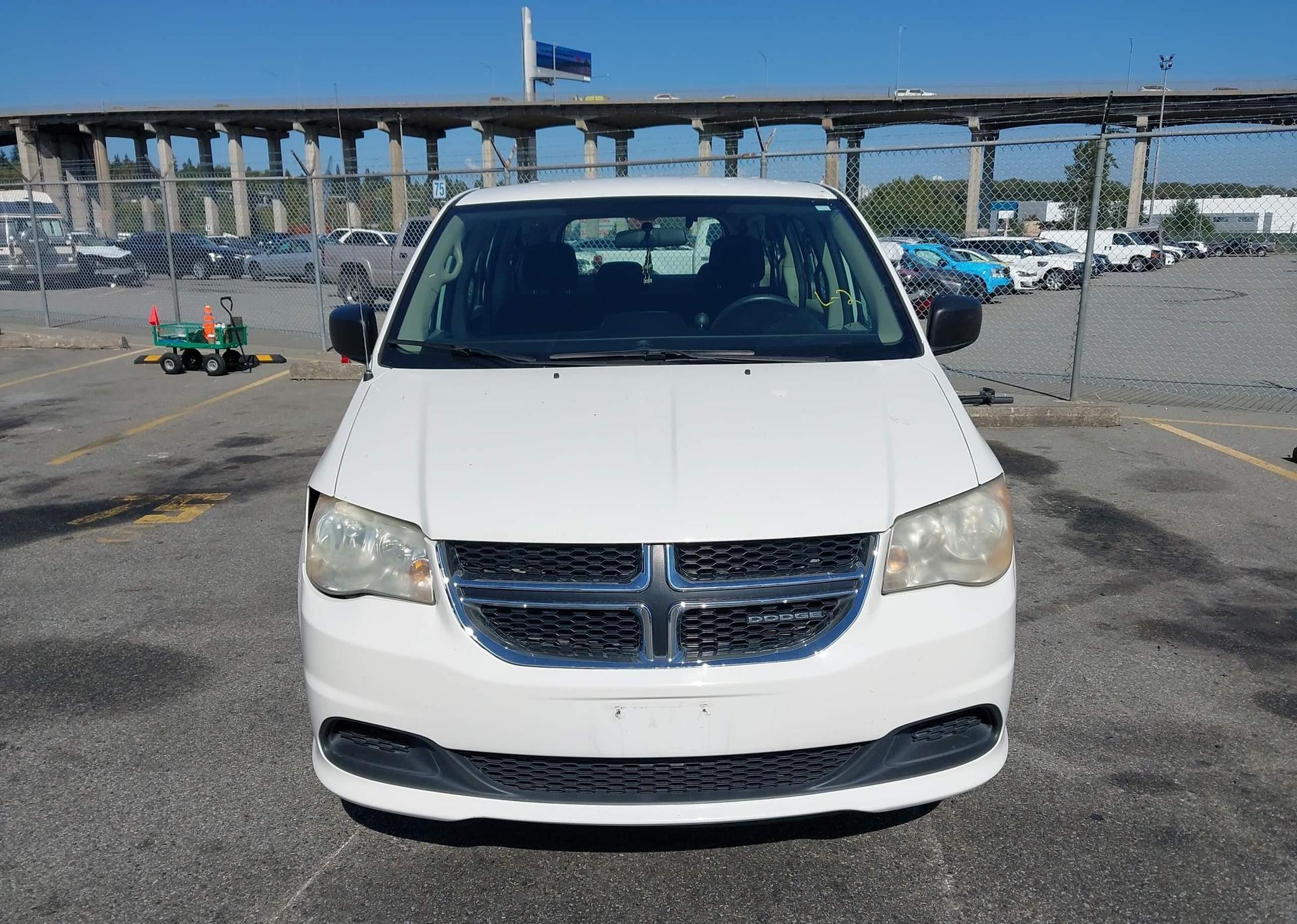 2012 DODGE GRAND CARAVAN SE