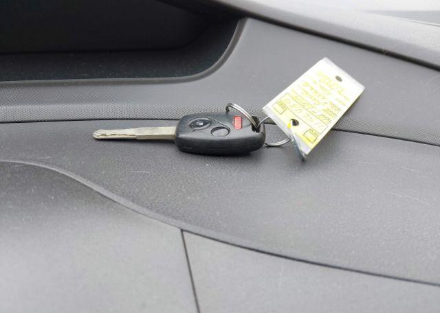 2011 HONDA CIVIC DX-G
