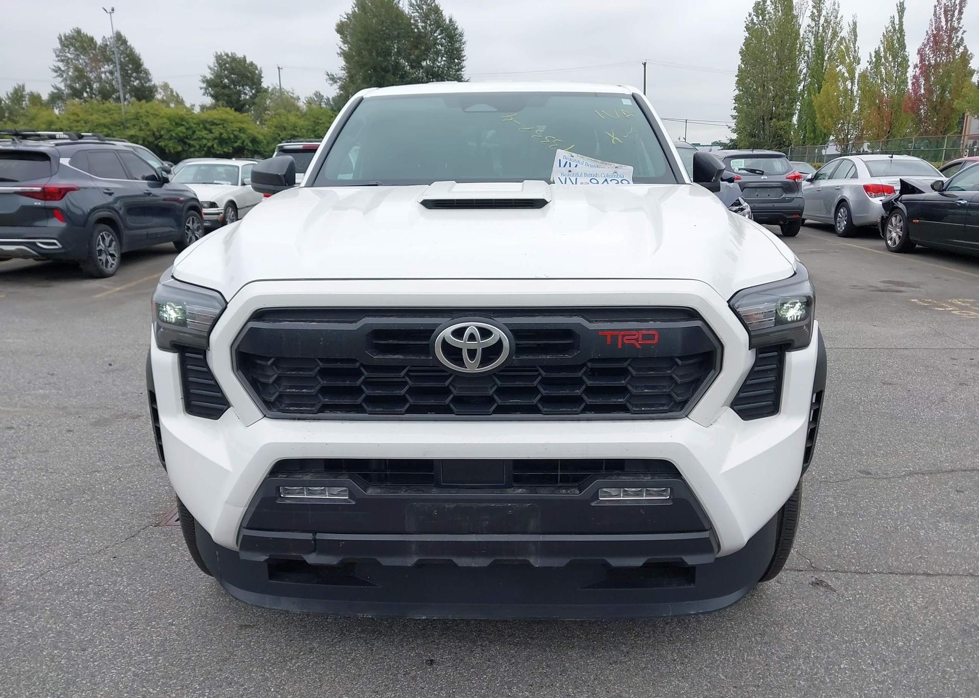 2024 TOYOTA TACOMA DOUBLE CAB