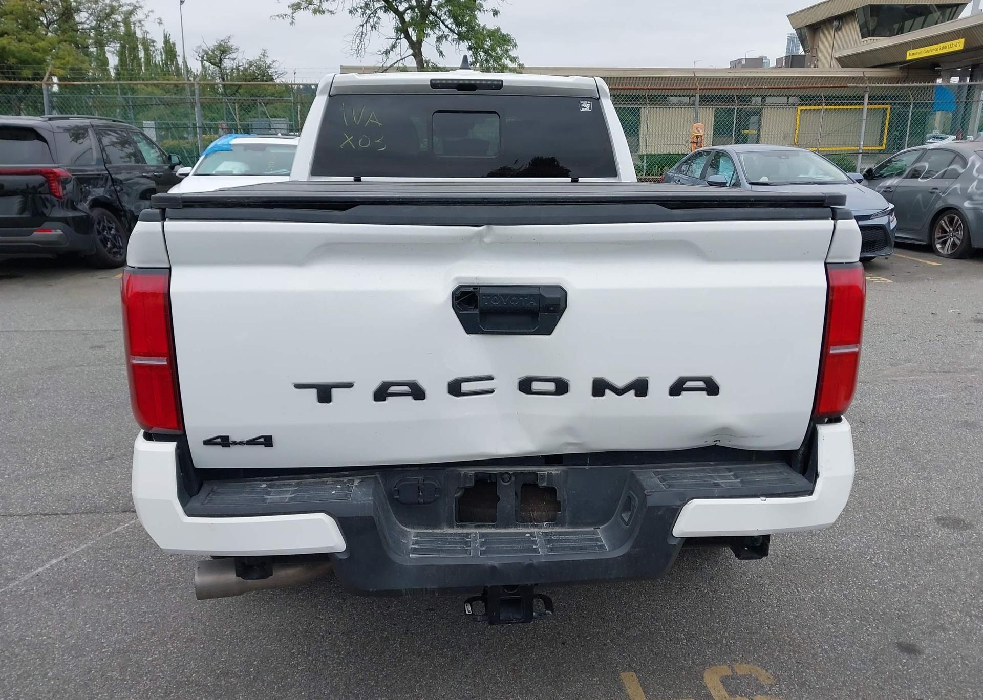 2024 TOYOTA TACOMA DOUBLE CAB