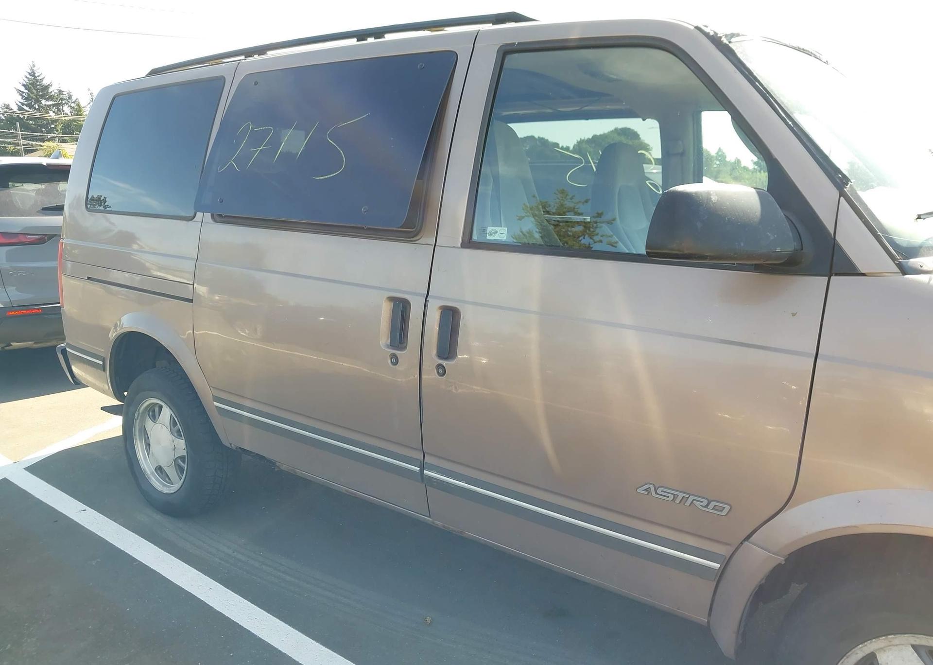 1997 CHEVROLET ASTRO
