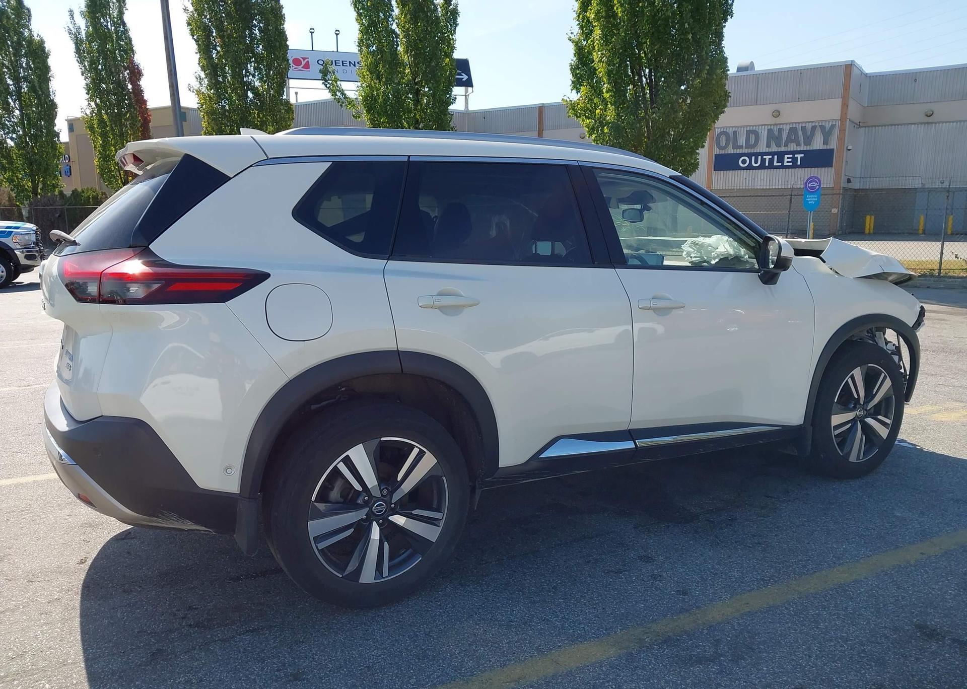 2021 NISSAN ROGUE