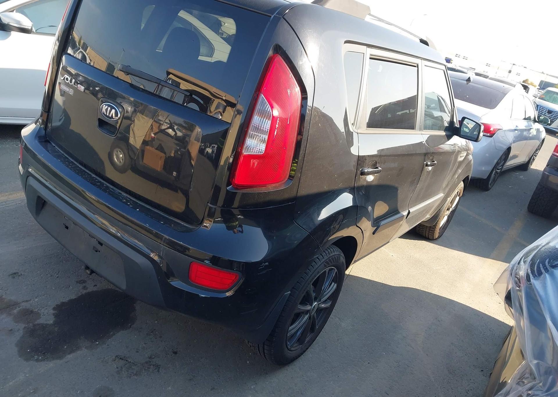 2013 KIA SOUL