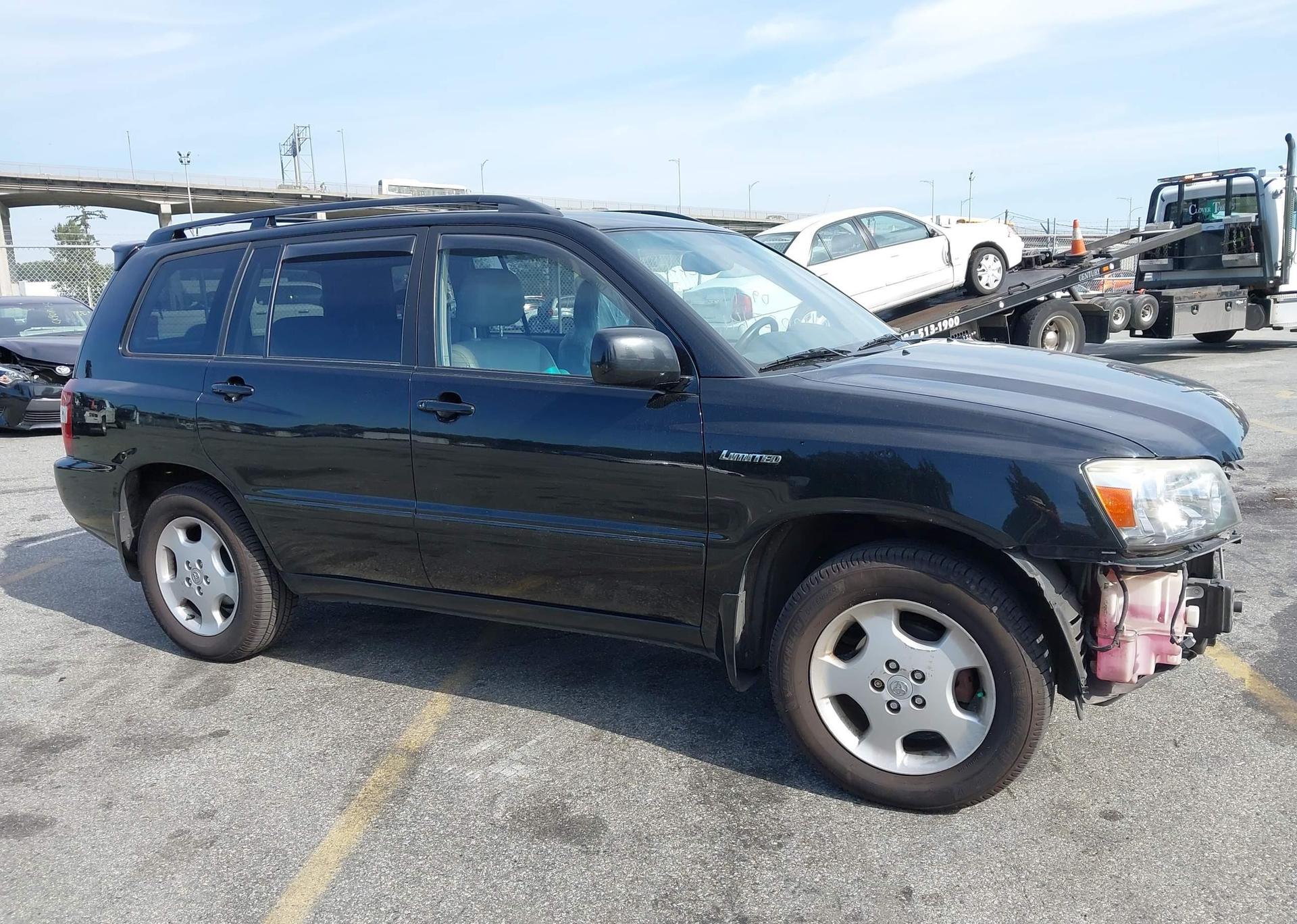2005 TOYOTA HIGHLANDER LIMITED