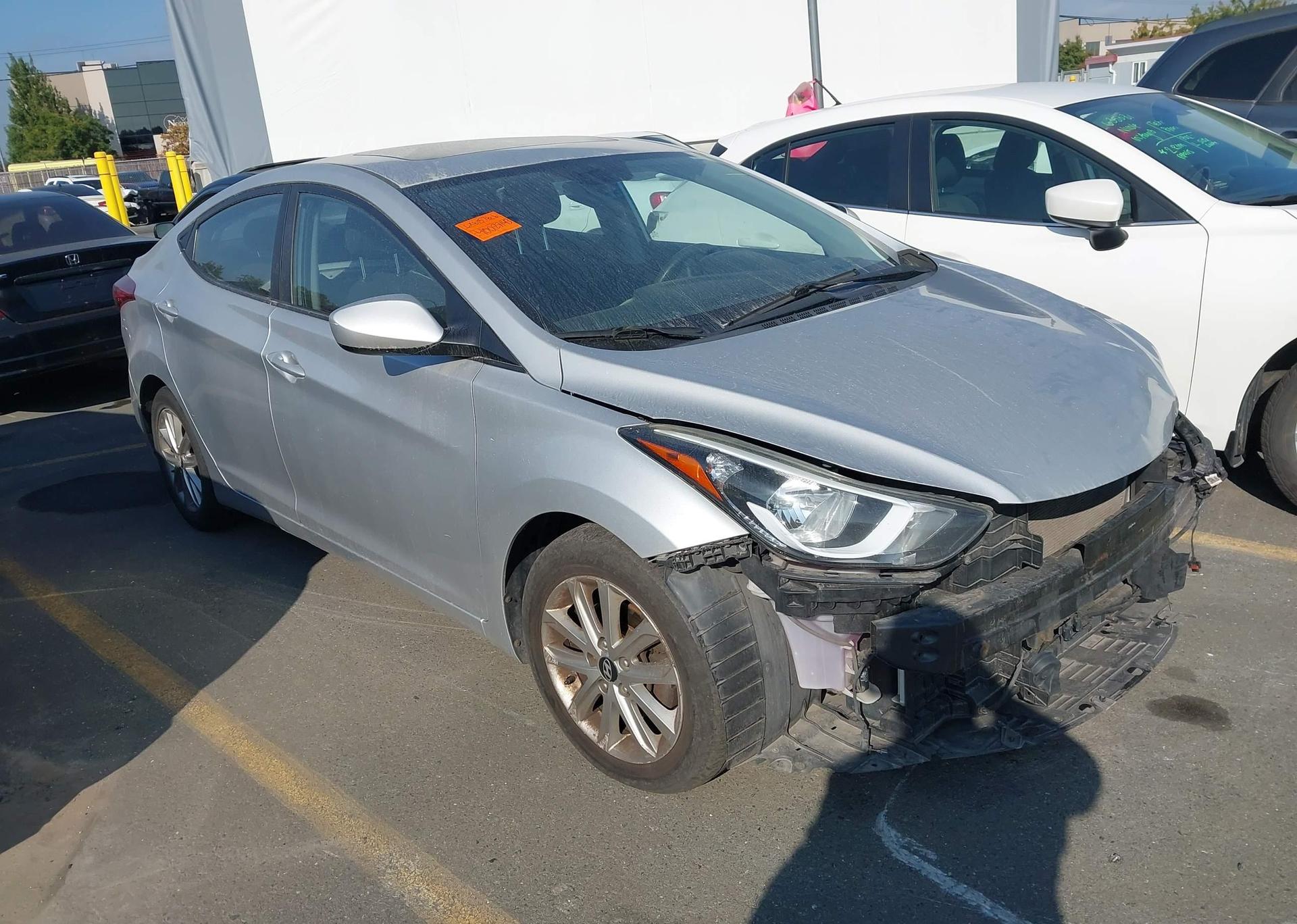 2016 HYUNDAI ELANTRA SE