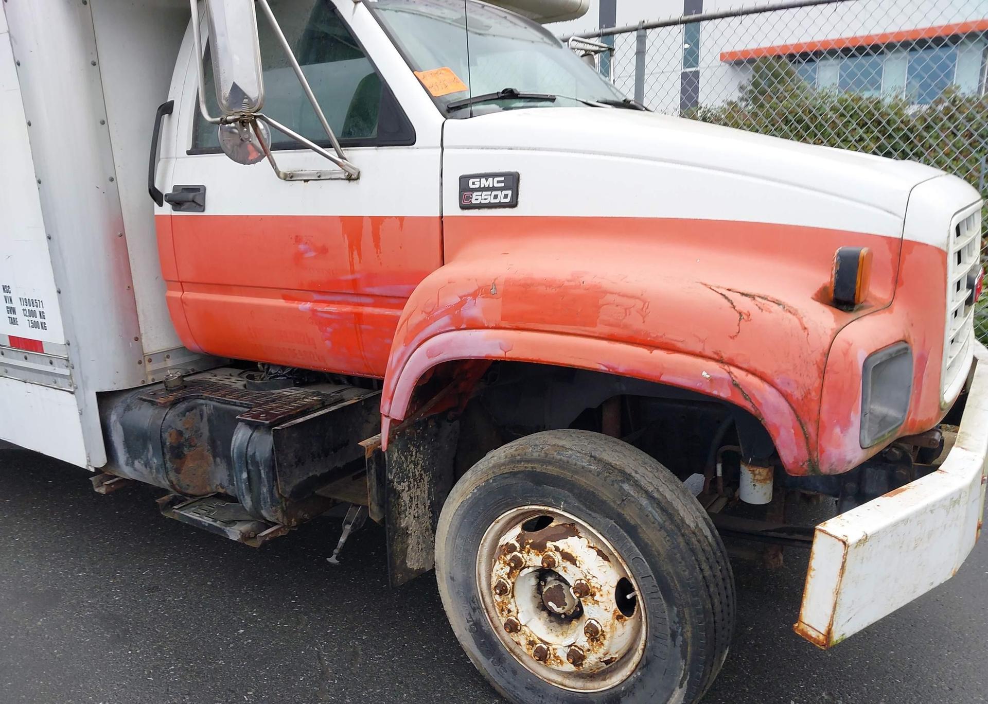 2000 GMC C-SERIES C6H042