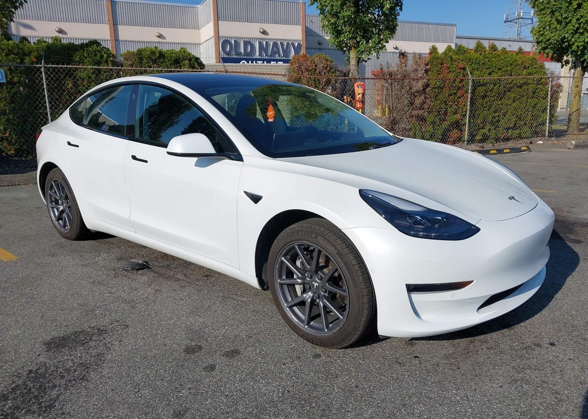2020 TESLA MODEL 3