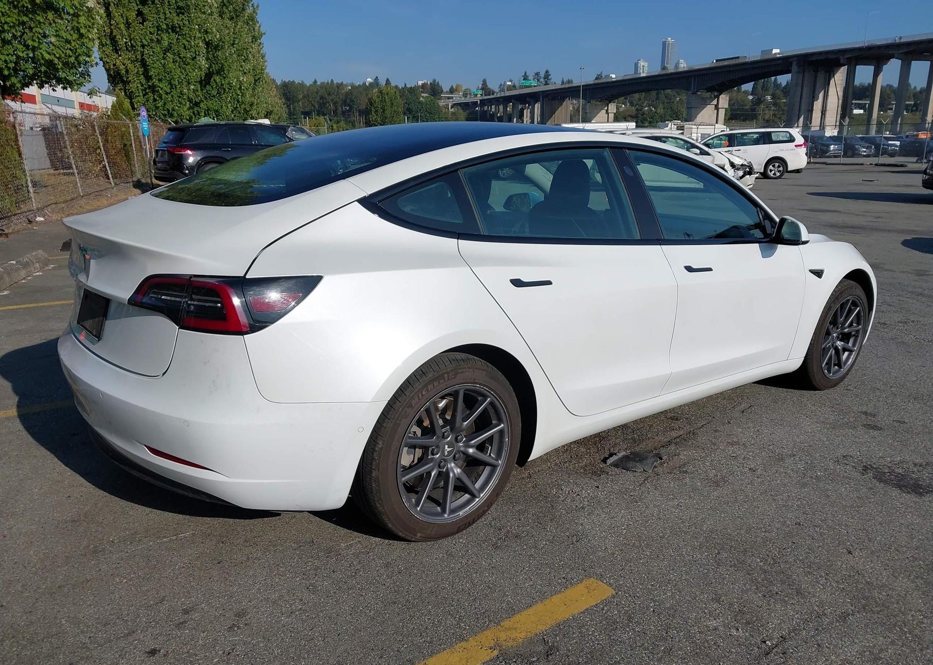 2020 TESLA MODEL 3