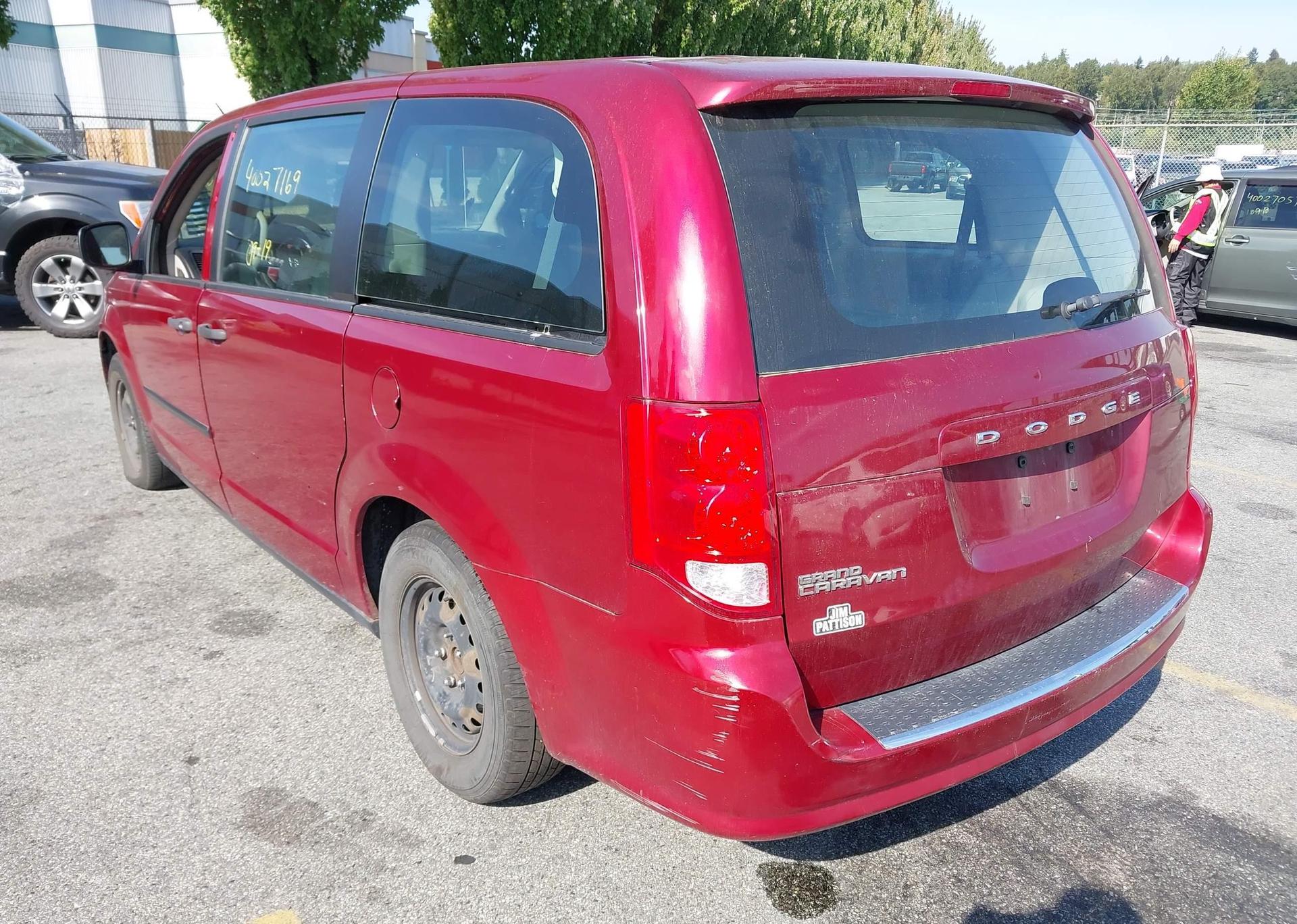 2011 DODGE GRAND CARAVAN EXPRESS
