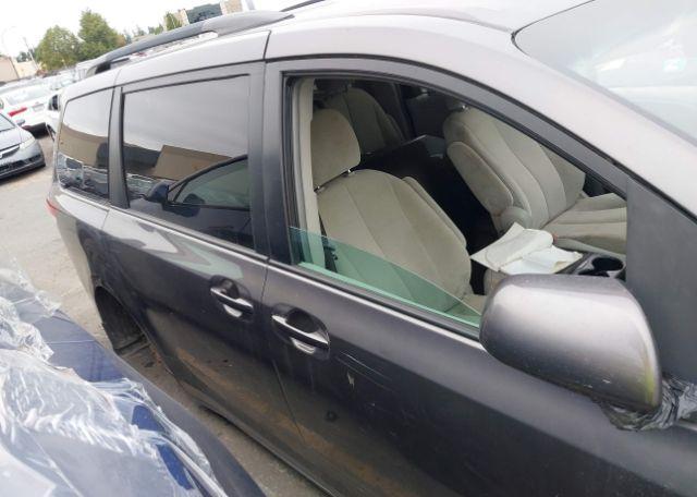 2012 TOYOTA SIENNA LE