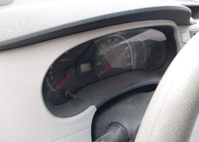 2012 TOYOTA SIENNA LE