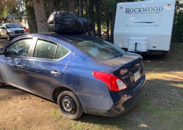 2012 NISSAN VERSA