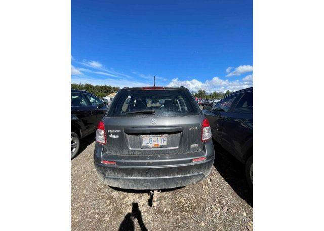 2010 SUZUKI SX4