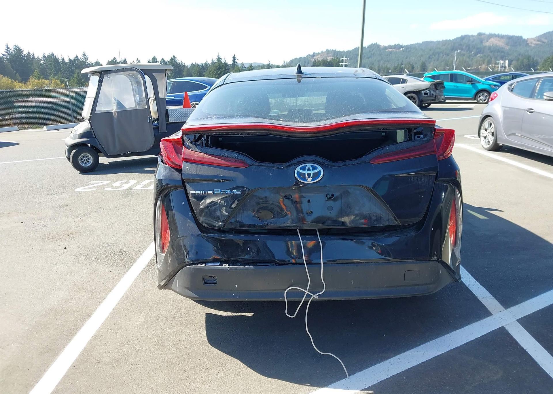 2020 TOYOTA PRIUS