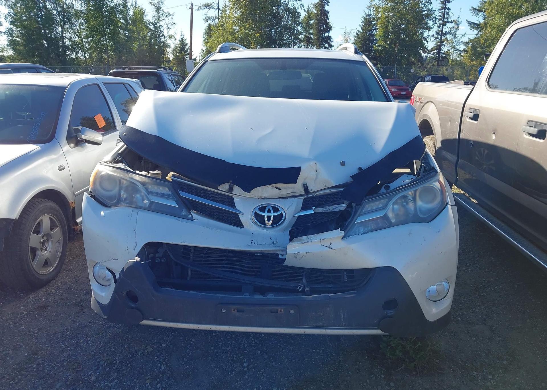 2015 TOYOTA RAV4