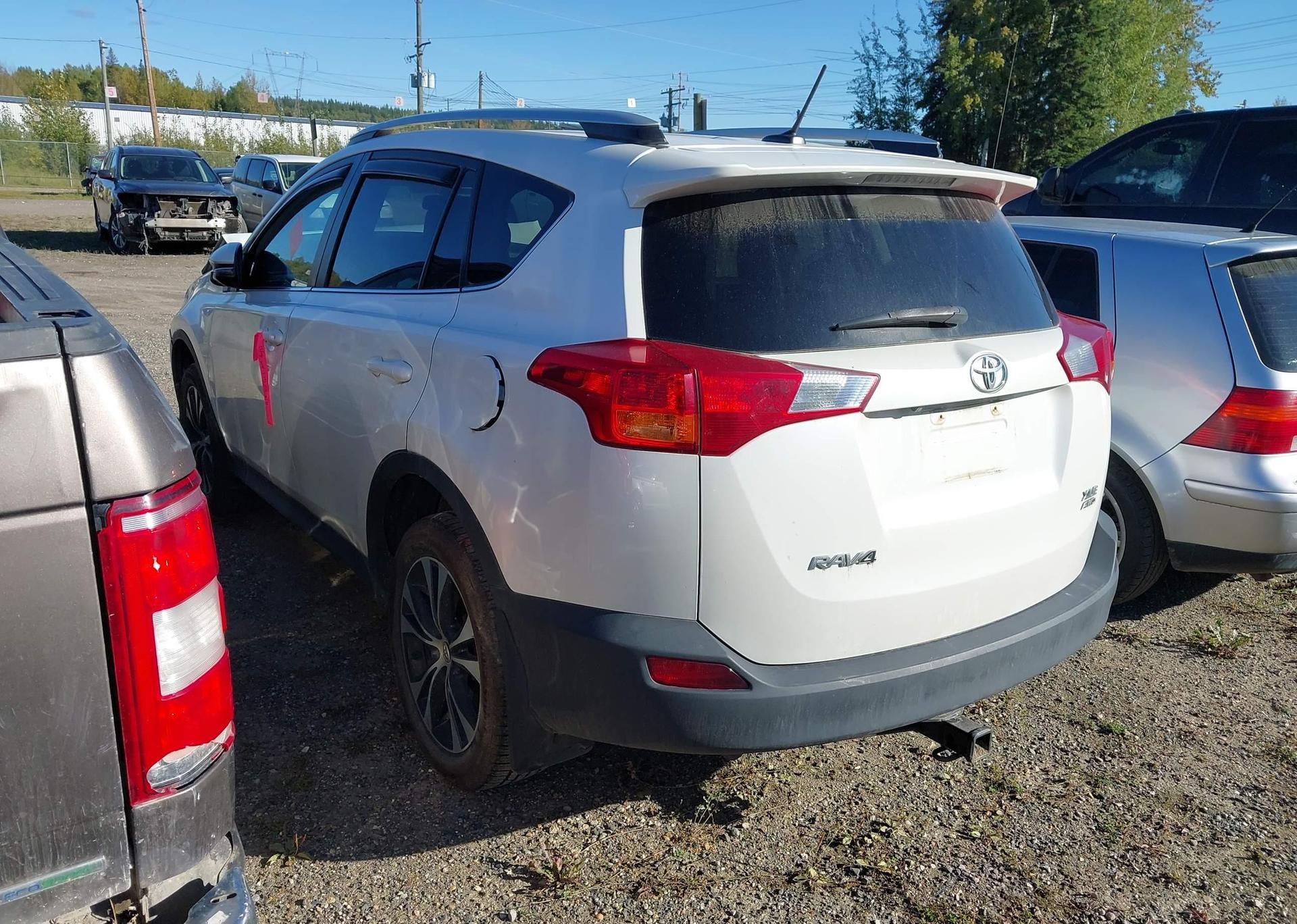 2015 TOYOTA RAV4