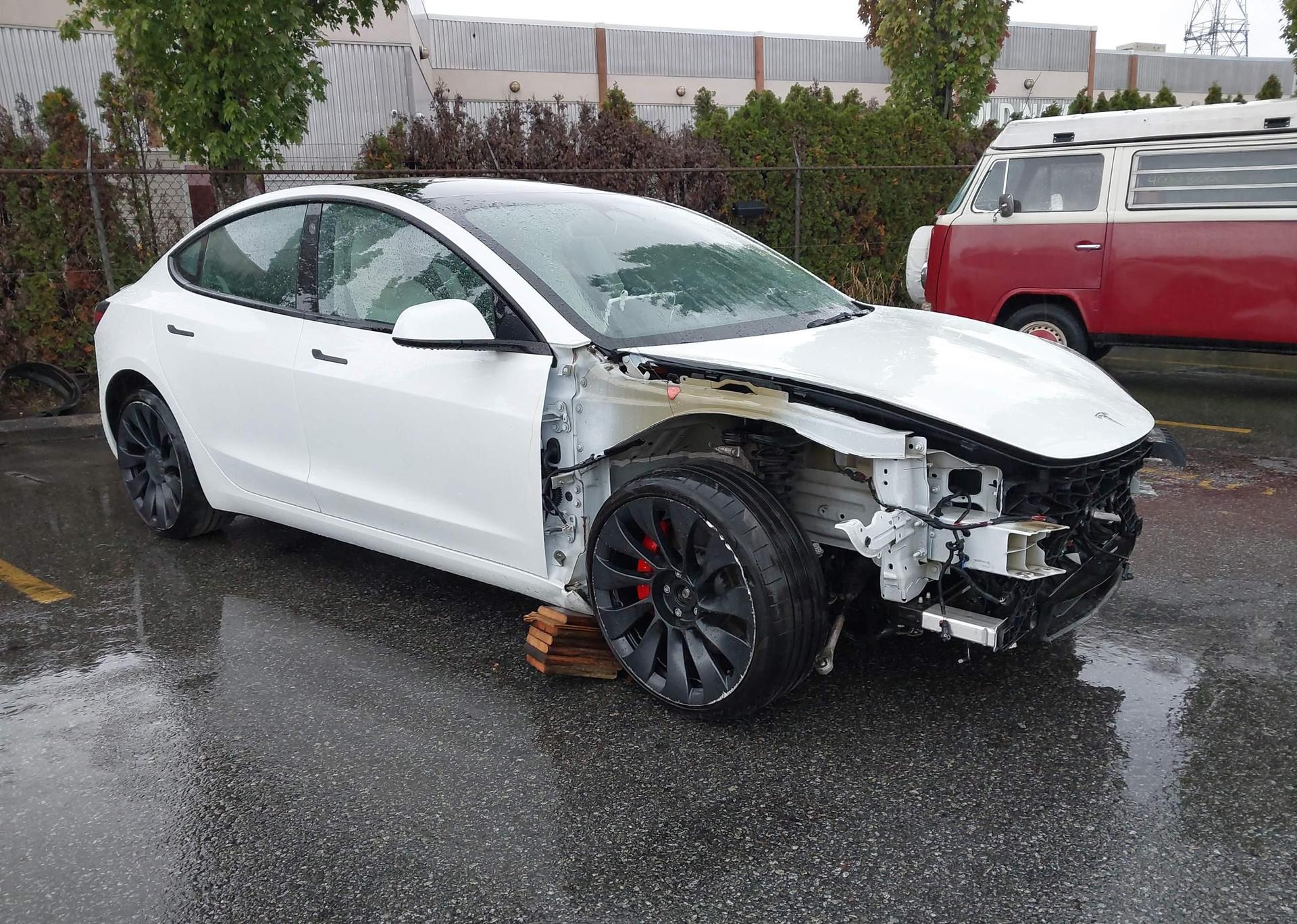 2023 TESLA MODEL 3