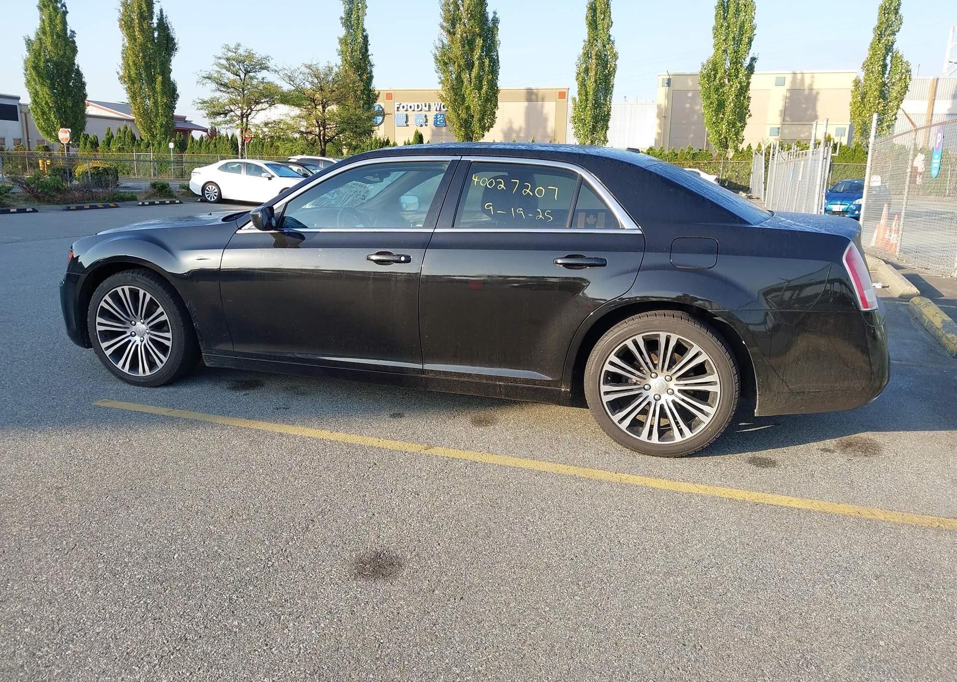 2013 CHRYSLER 300