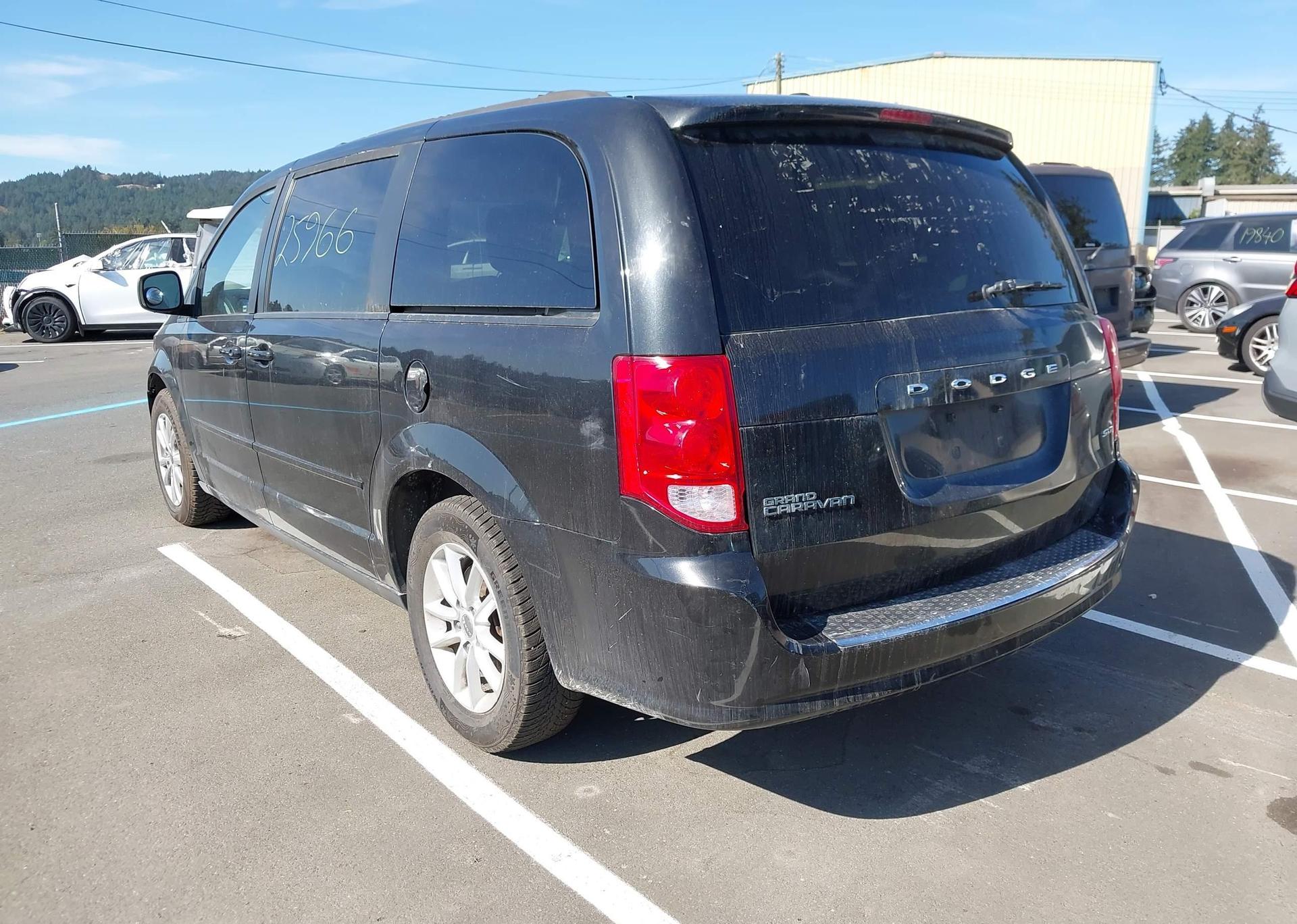 2016 DODGE GRAND CARAVAN SE