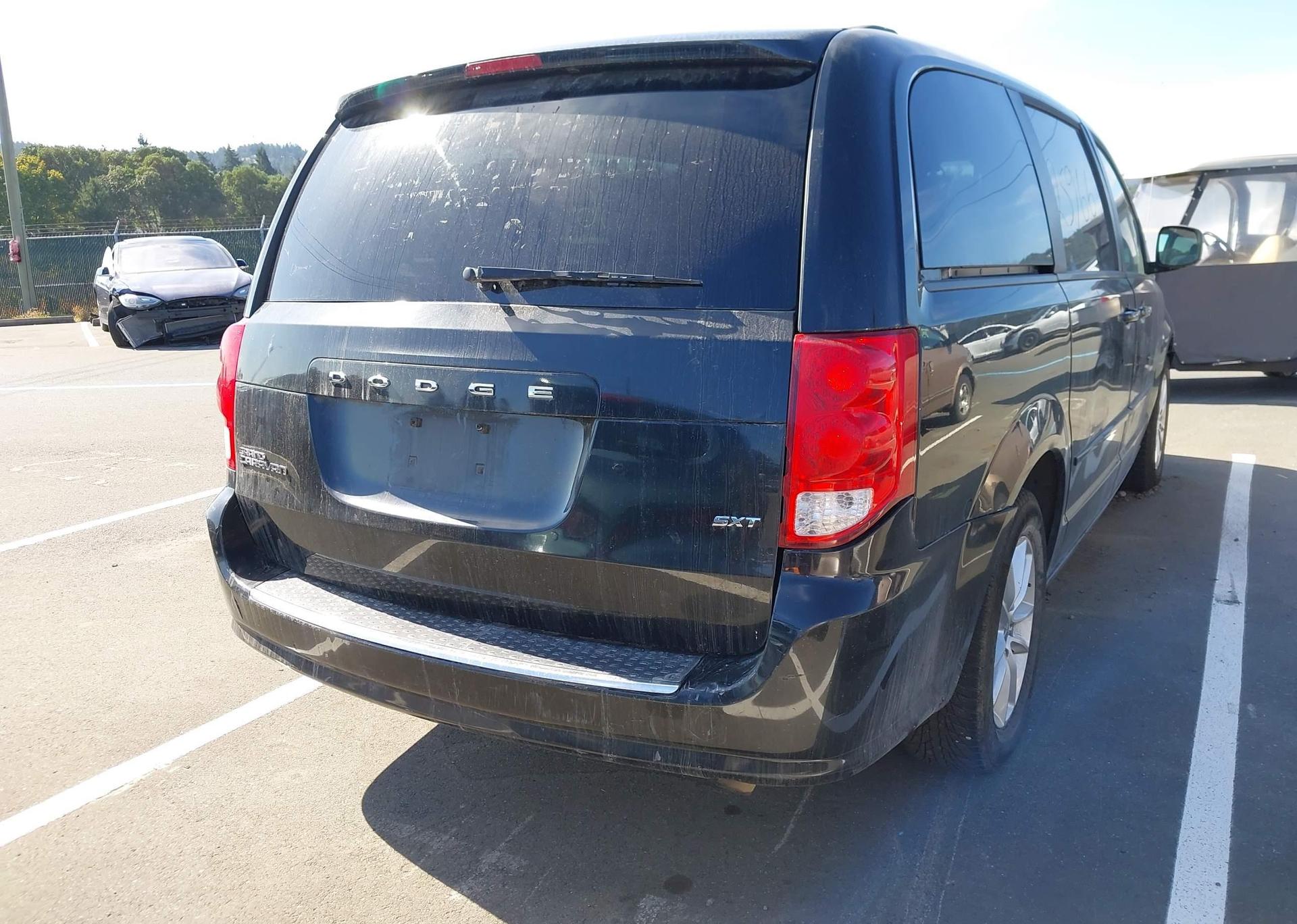 2016 DODGE GRAND CARAVAN SE