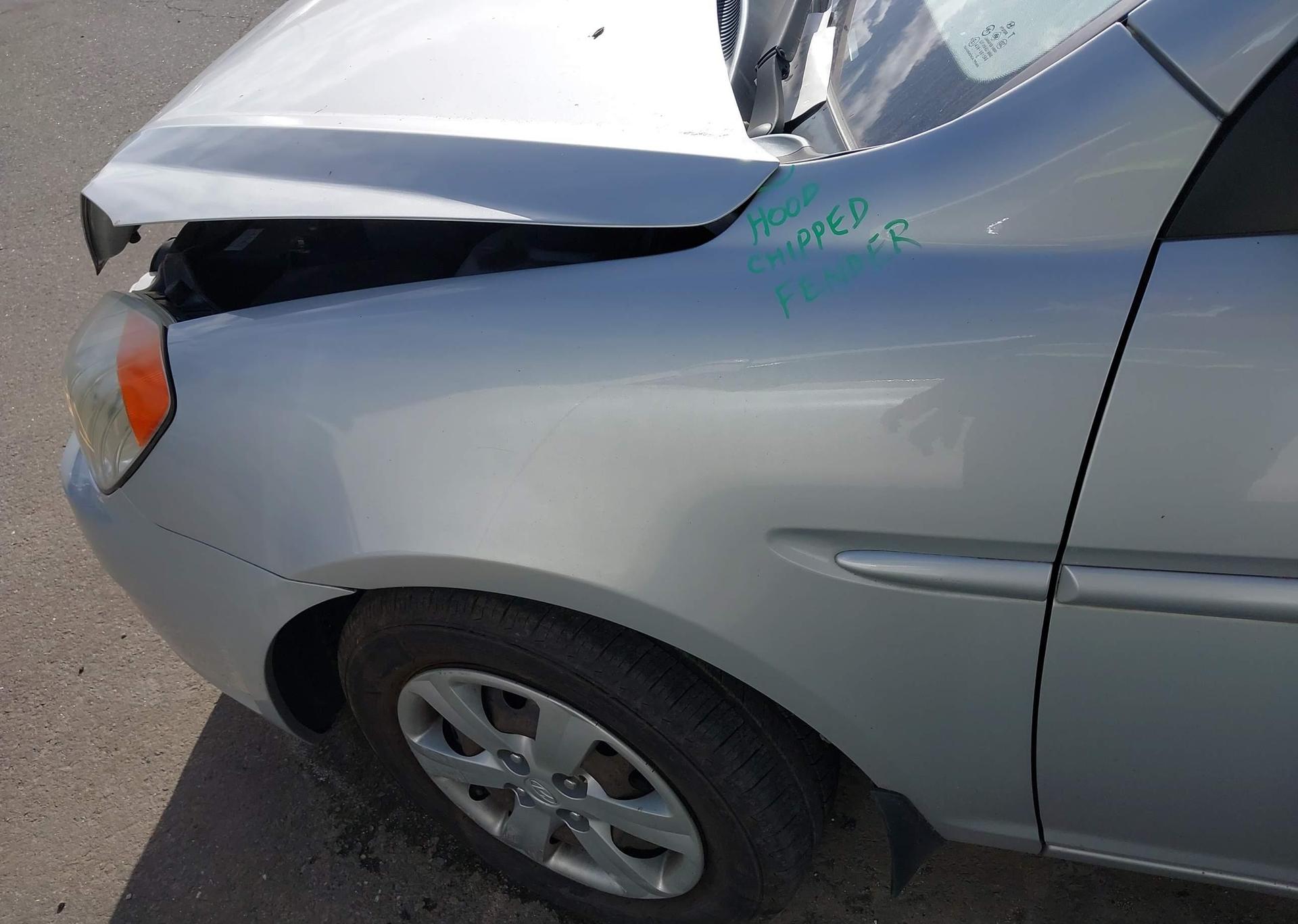 2010 HYUNDAI ACCENT GLS