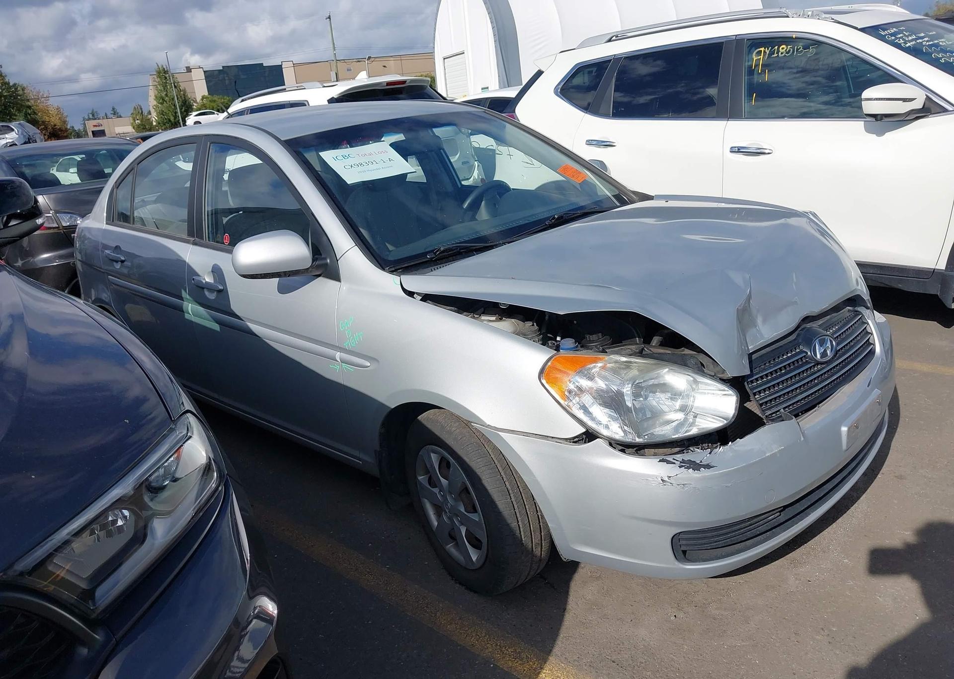2010 HYUNDAI ACCENT GLS