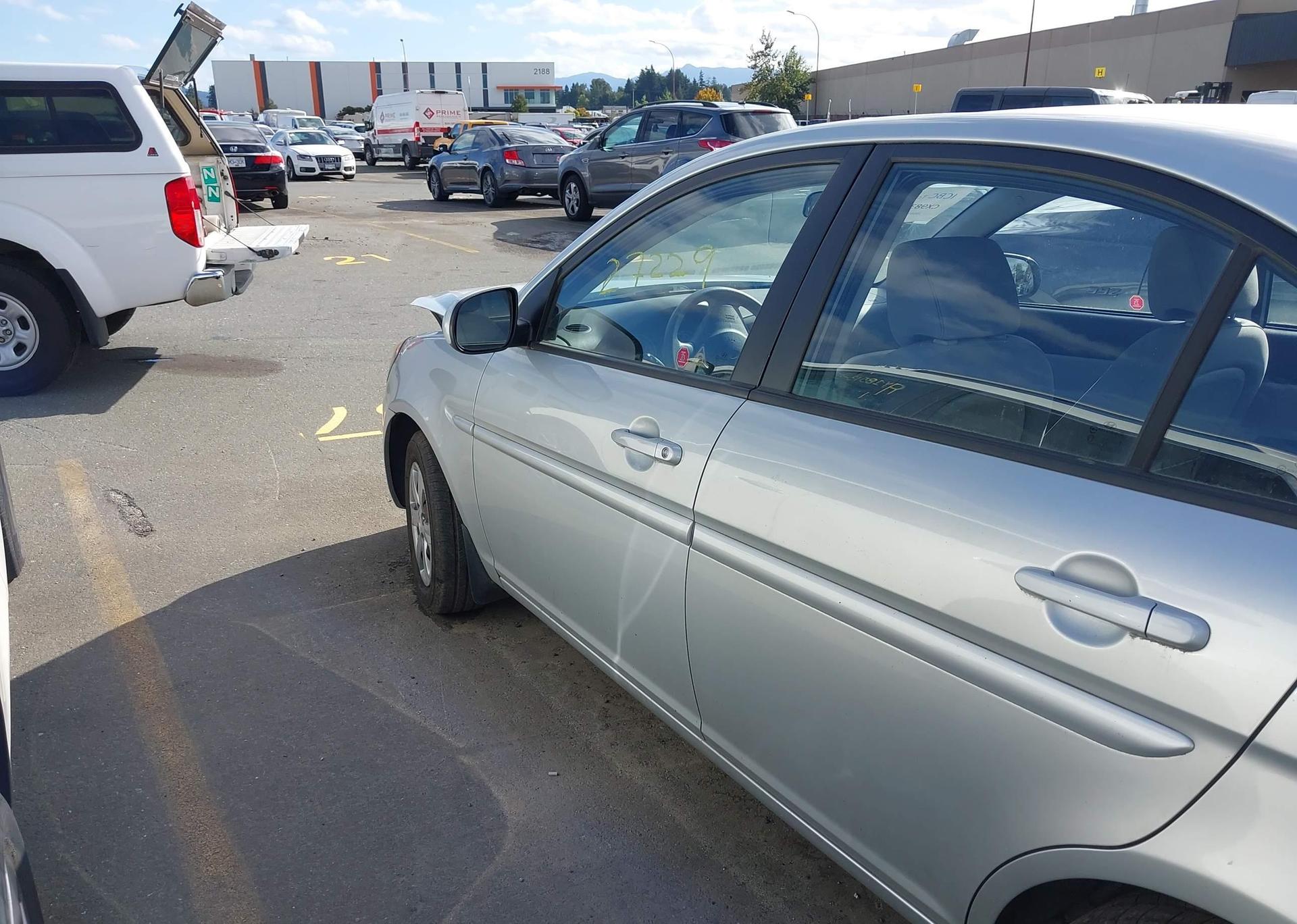 2010 HYUNDAI ACCENT GLS