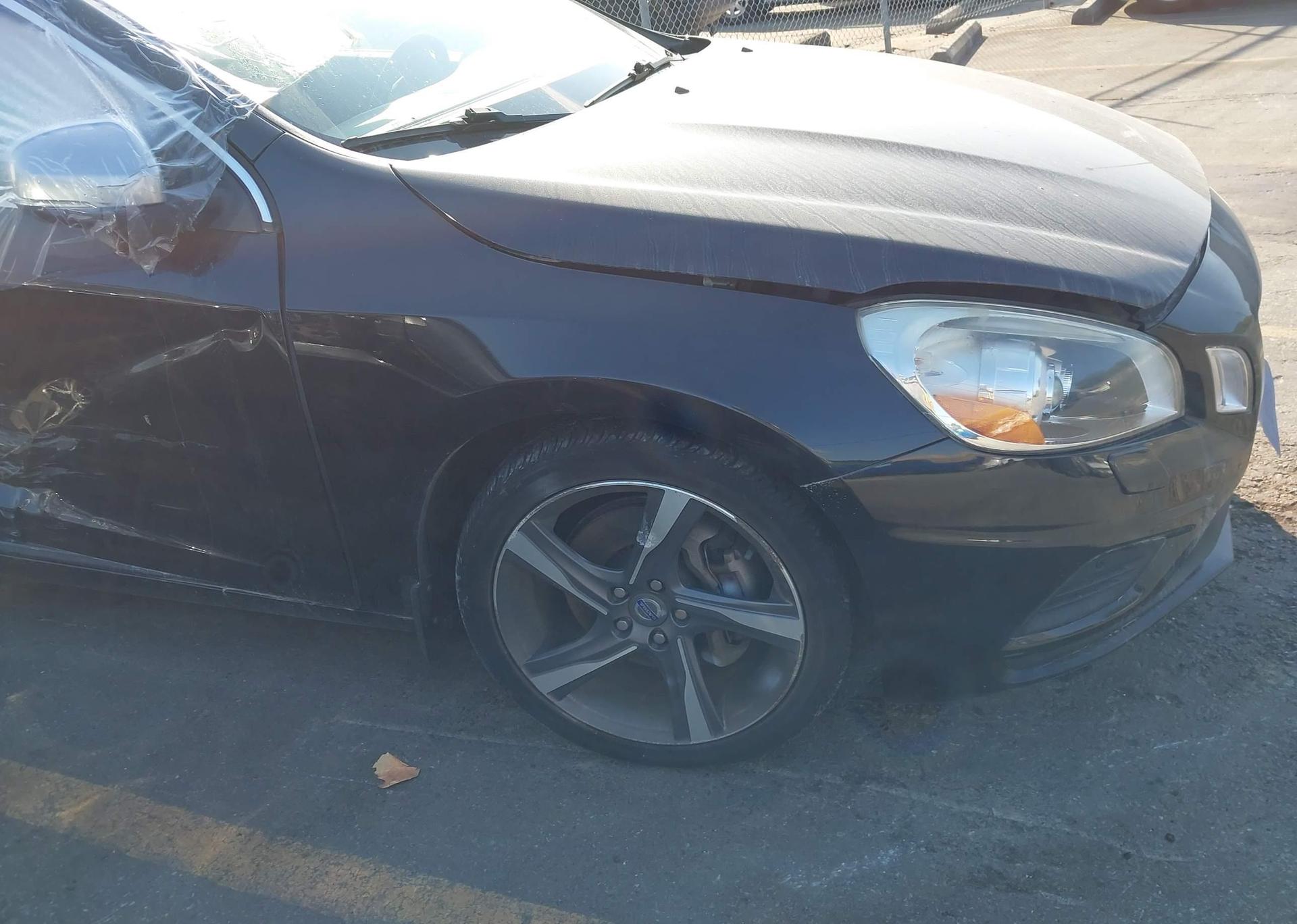 2012 VOLVO S60