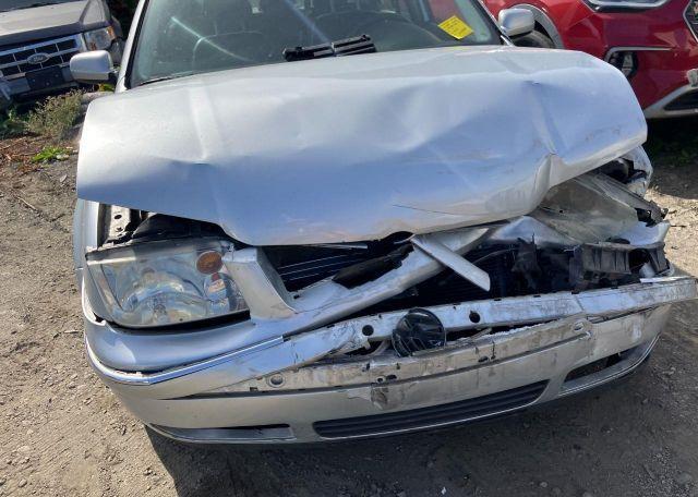 2005 VOLKSWAGEN JETTA