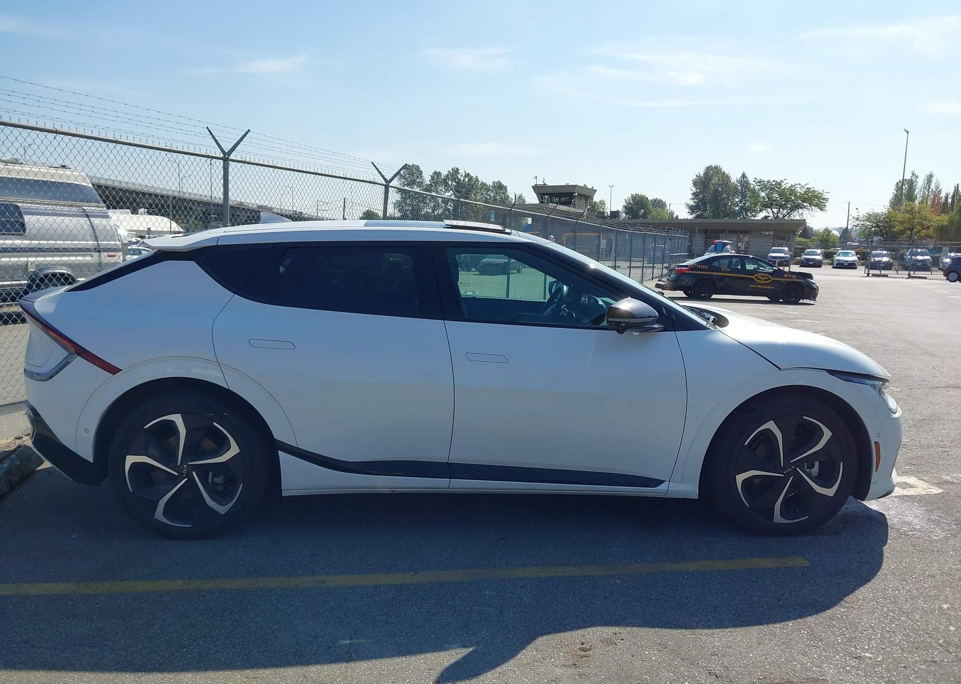 2023 KIA EV6