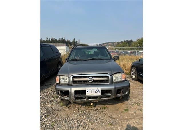 2004 NISSAN PATHFINDER LE