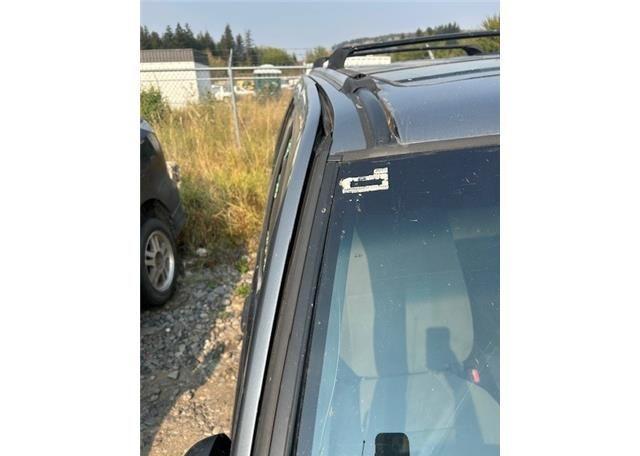 2004 NISSAN PATHFINDER LE