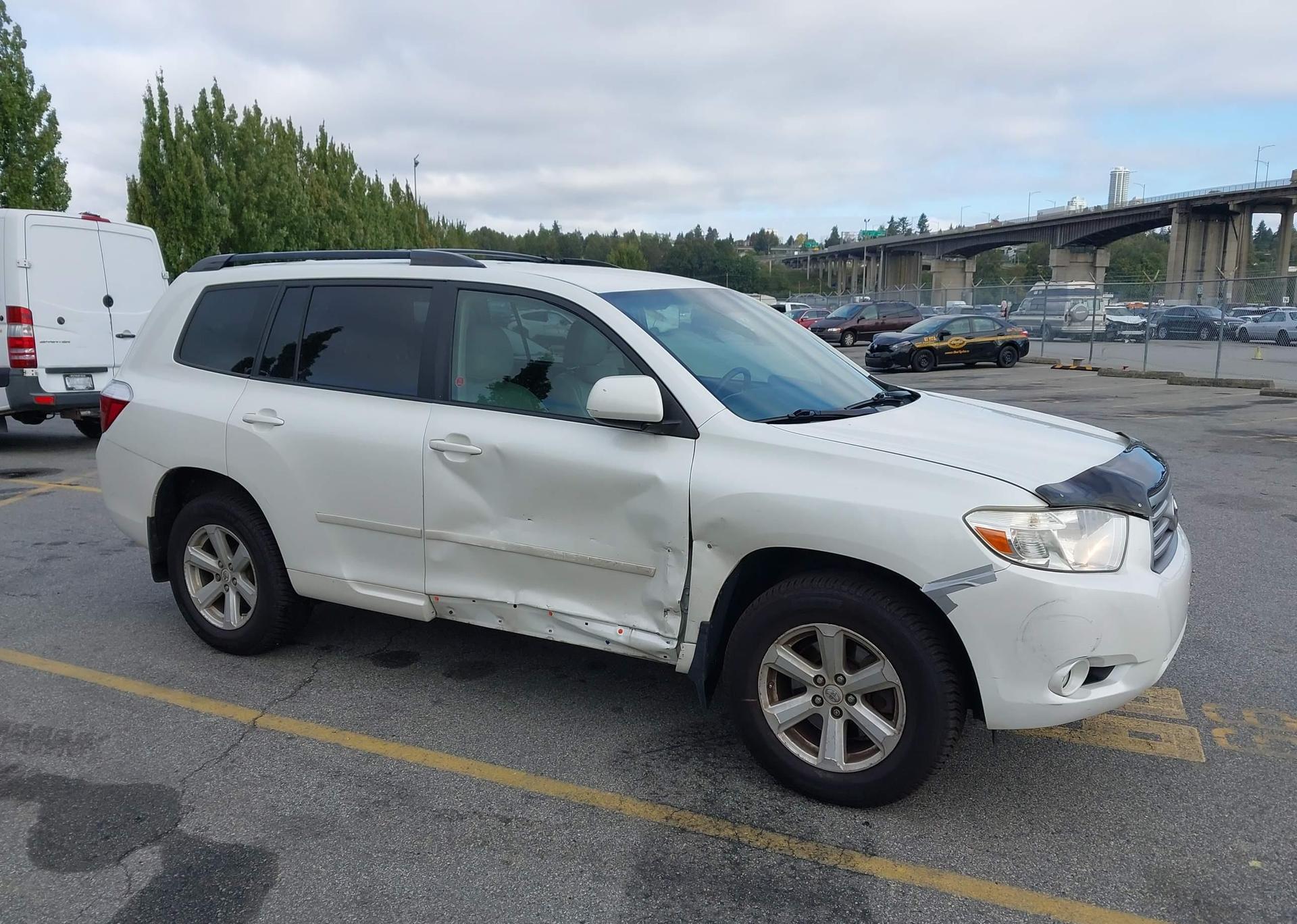 2009 TOYOTA HIGHLANDER